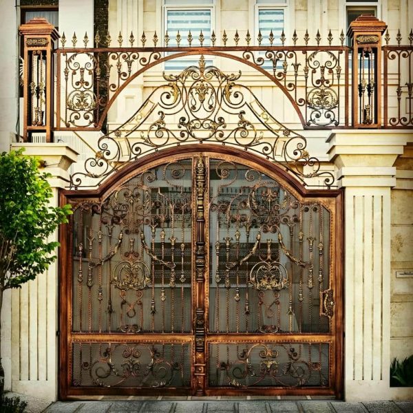 درب حیاط آهنی جدید در اهواز