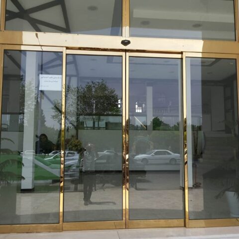 بررسی فنی قیمت درب اتوماتیک شیشه ای منحنی در اهواز