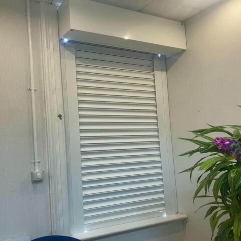 کرکره برقی حفاظتی برای پنجره در اهواز