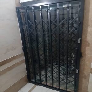 10 مدل درب آکاردئونی سفید طلایی در اهواز