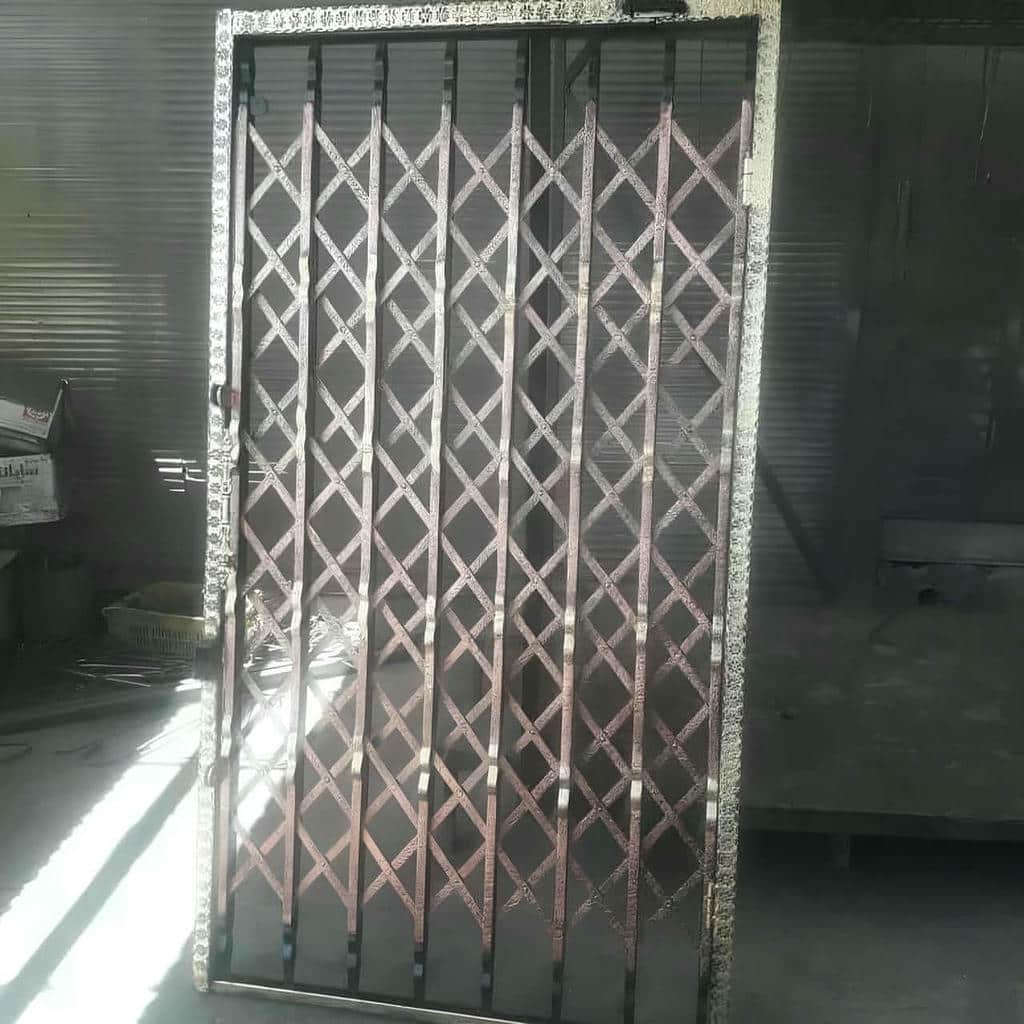 خرید حفاظ آکاردئونی ورودی مجتمع با مشاوره انتخاب در اهواز
