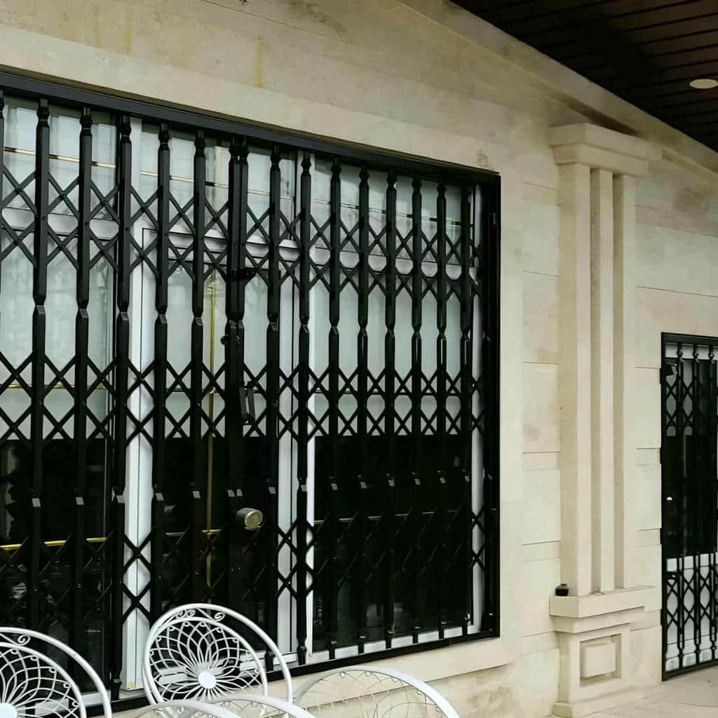 نصب درب آکاردئونی چهار گل ضد سرقت در ساختمان اهواز نصب درب آکاردئونی چهار گل ضد سرقت در ساختمان اهواز