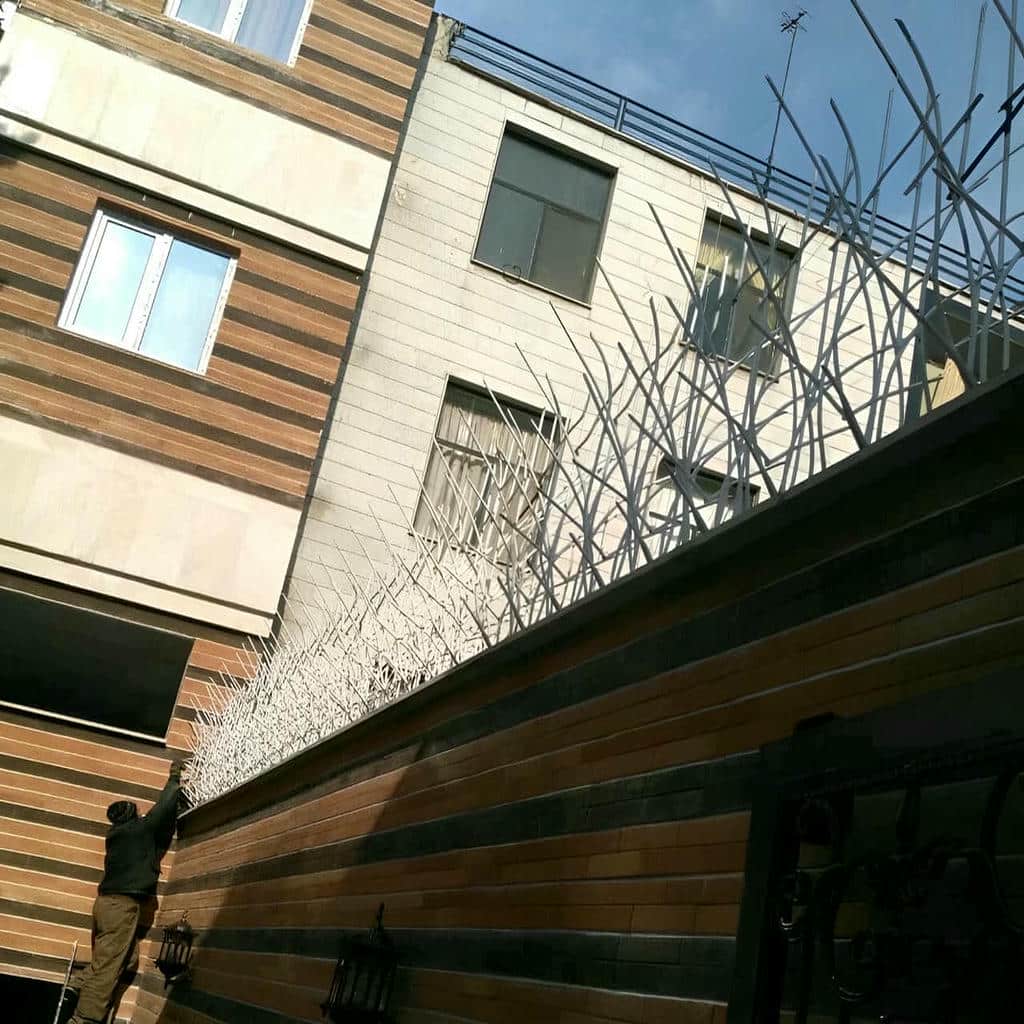 ساخت حفاظ دیوار ضد سرقت میلگردی با تراکم سفارشی در اهواز