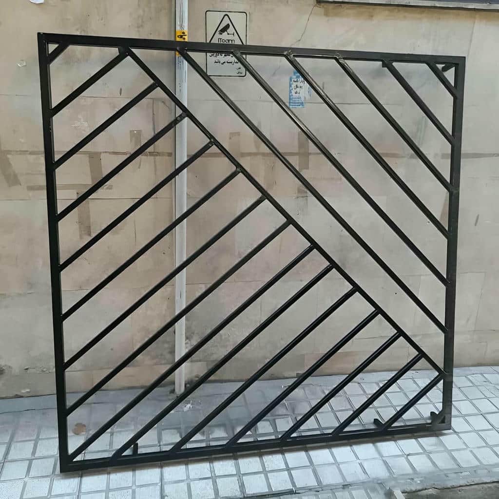 حفاظ پنجره جای گلدان دار با سبد خطی در اهواز