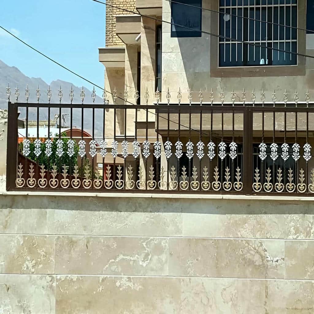 سفارش حفاظ سرنیزه ای متناسب با عرض تاج دیوار در اهواز