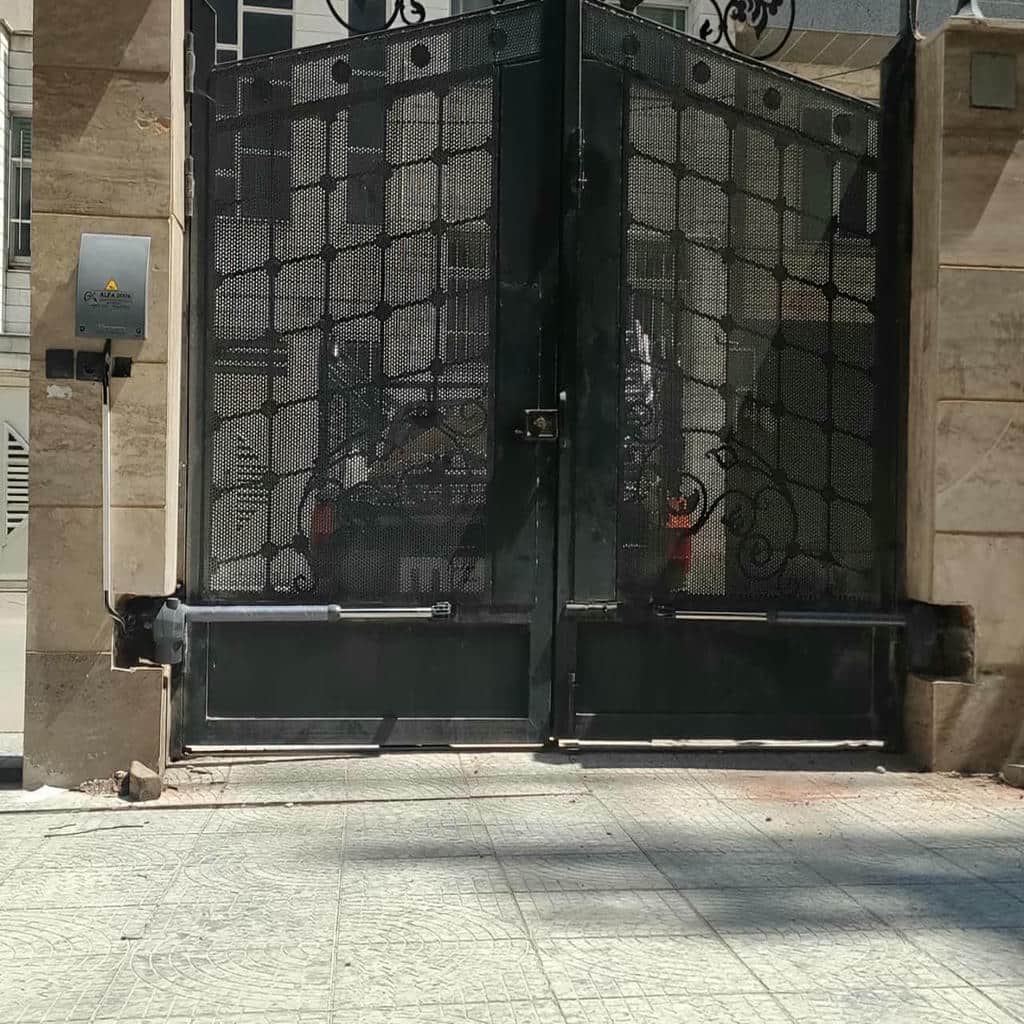 اجرای جک پارکینگی هوشمند کنترل تردد با تنظیم دسترسی در اهواز