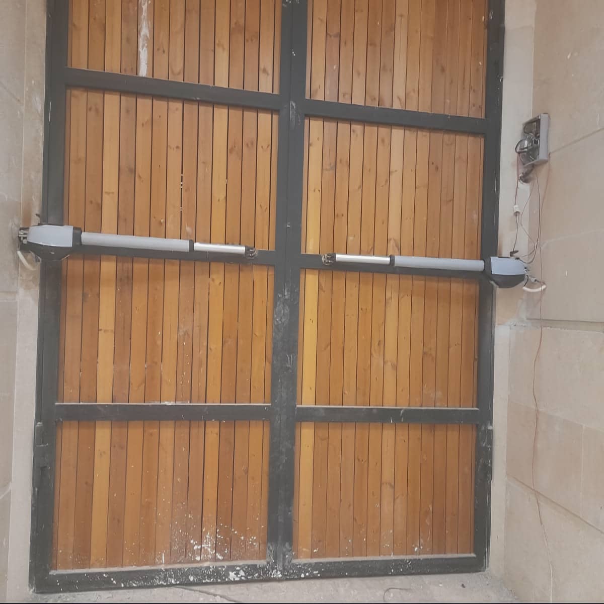 14 مدل درب پارکینگ جک دار بازویی در اهواز