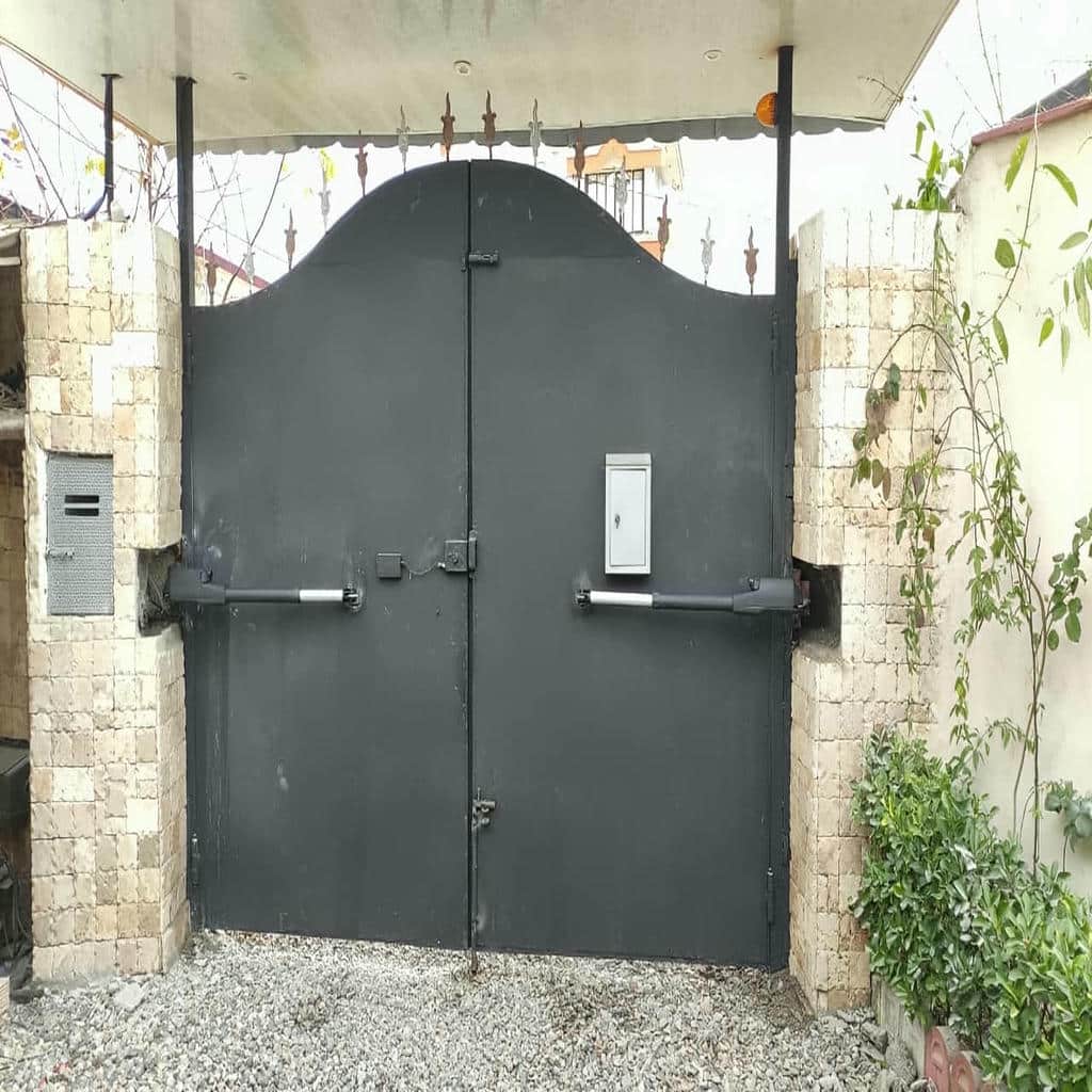تعمیر ریموت درب پارکینگ کد لرنینگ و بررسی کلید در اهواز