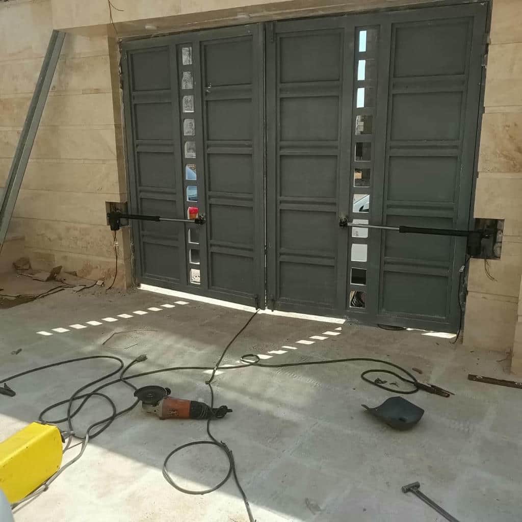 خدمات جک ریلی پارکینگ کشویی با تابلو فرمان در اهواز خدمات جک ریلی پارکینگ کشویی با تابلو فرمان در اهواز