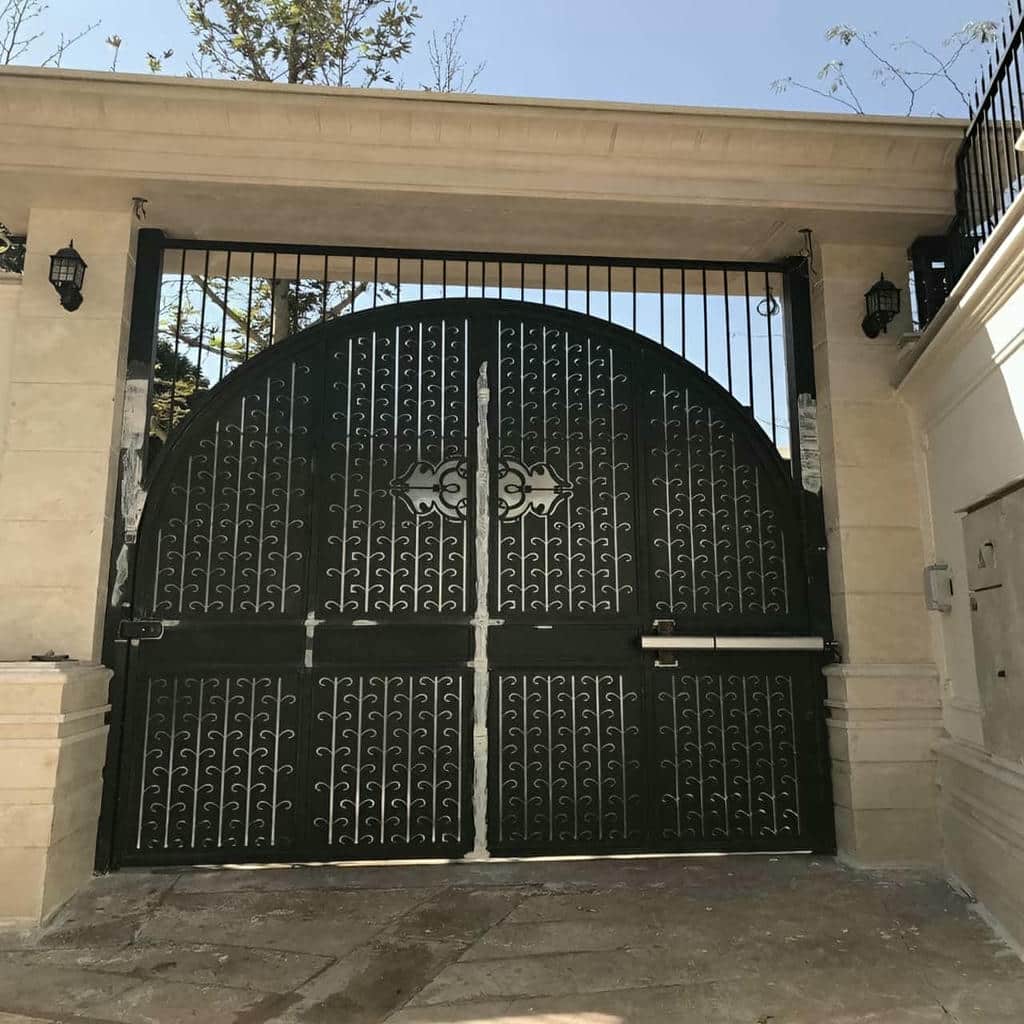 خرید درب اتوماتیک ریلی حیاط با مشاوره در اهواز