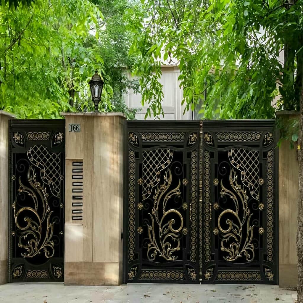 سفارش درب ویلایی آهنی ضد زنگ در اهواز با فریم متناسب