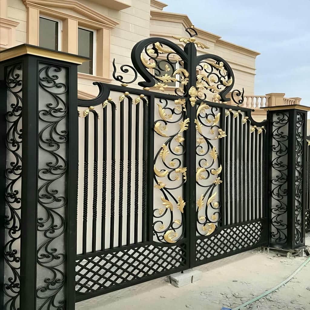 خدمات نصب درب حیاط کتیبه دار با قاب ثابت در اهواز
