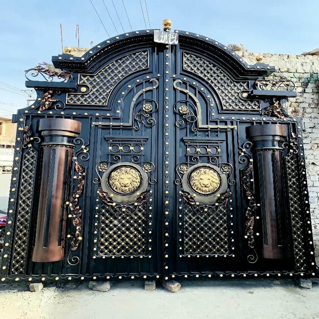 8 نمونه درب حیاط CNC پنل مشبک در اهواز
