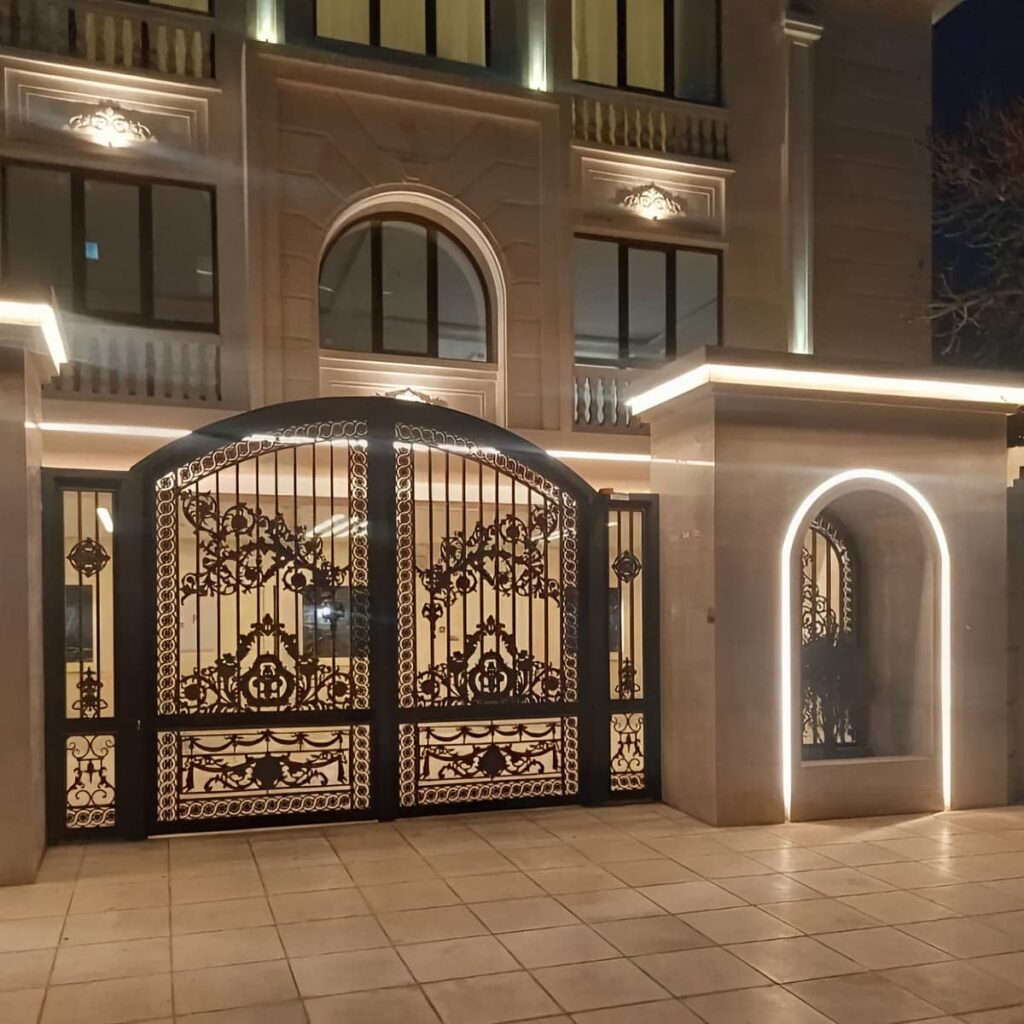 ساخت درب حیاط مشبک نورگیر لوزی در اهواز