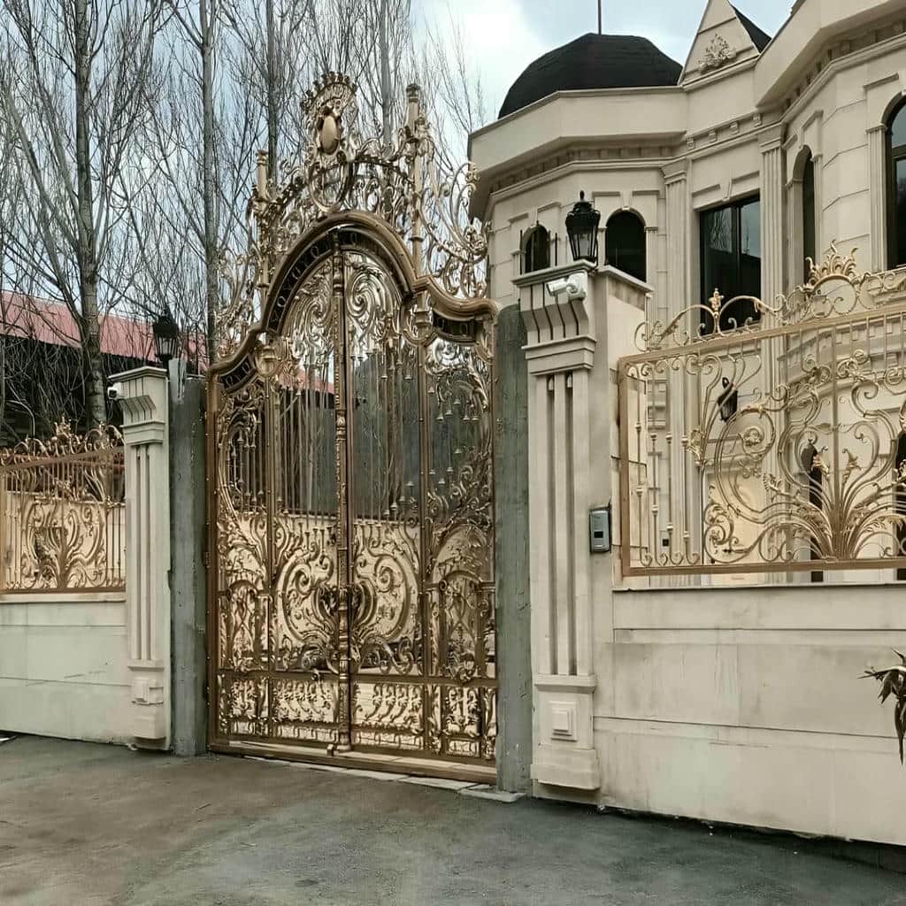 10 مدل درب پارکینگ حیاط لولایی در اهواز