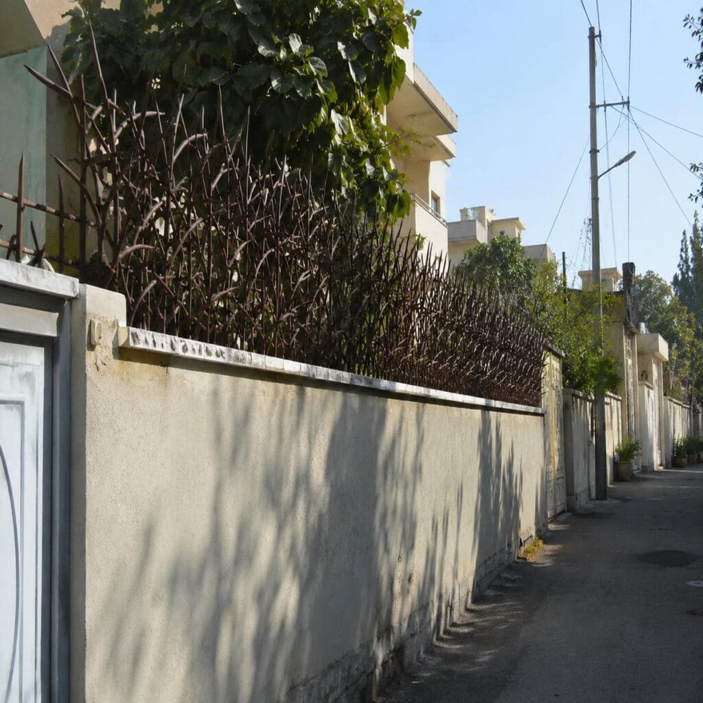 خرید حفاظ دیوار مدرن خطی با بررسی تخصصی در اهواز