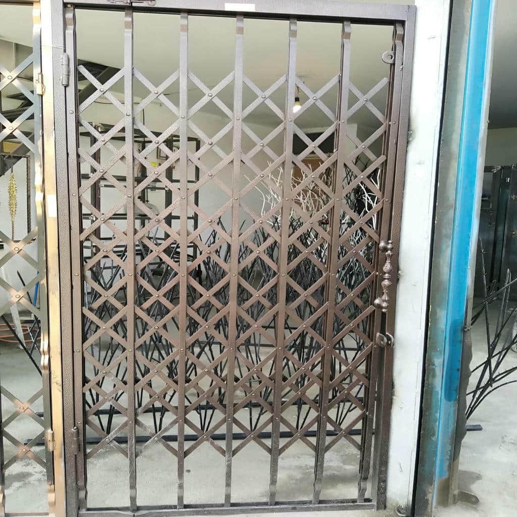 مرکز تخصصی عرضه نرده آکاردئونی مناسب پروژه های نوساز در اهواز