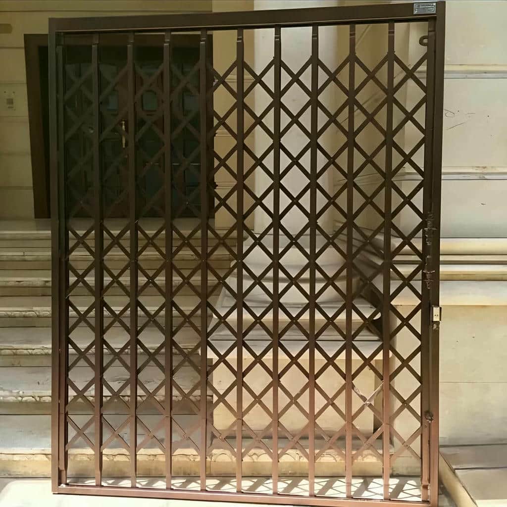 مرکز فروش حفاظ ضربدری آکاردئونی سفارشی مناسب بازسازی ساختمان های قدیمی در اهواز
