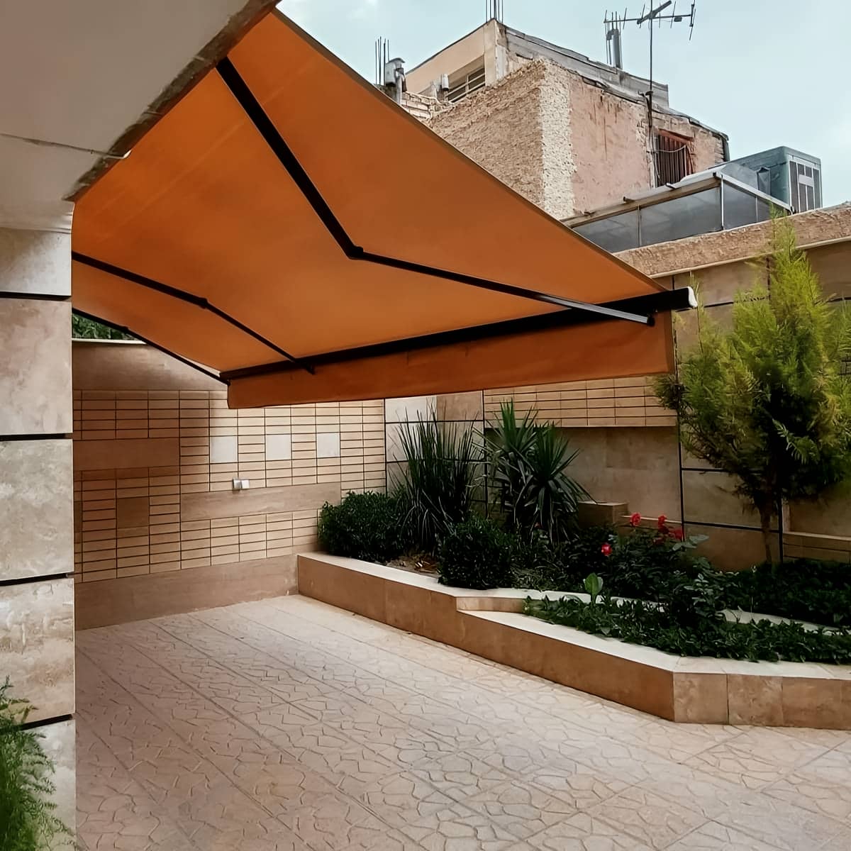 فروش سایبان ضد آب سفارشی برای پرهیز از اشتباهات رایج هنگام خرید در اهواز