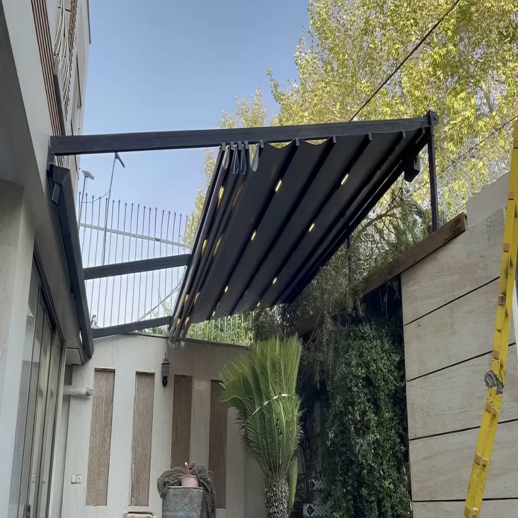 سقف جمع شونده برقی اهواز در نمای کلاسیک