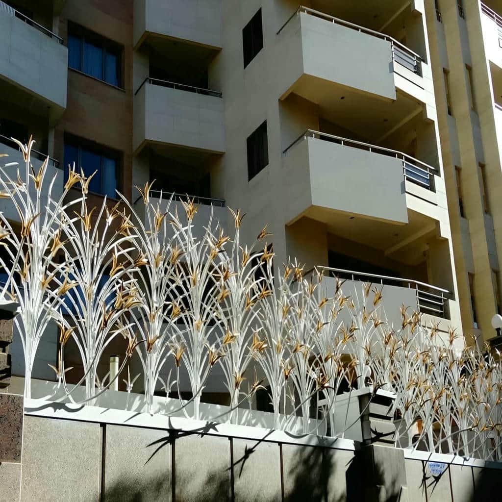 حفاظ دیوار شاخ گوزنی اهواز نمای نزدیک شاخه ها