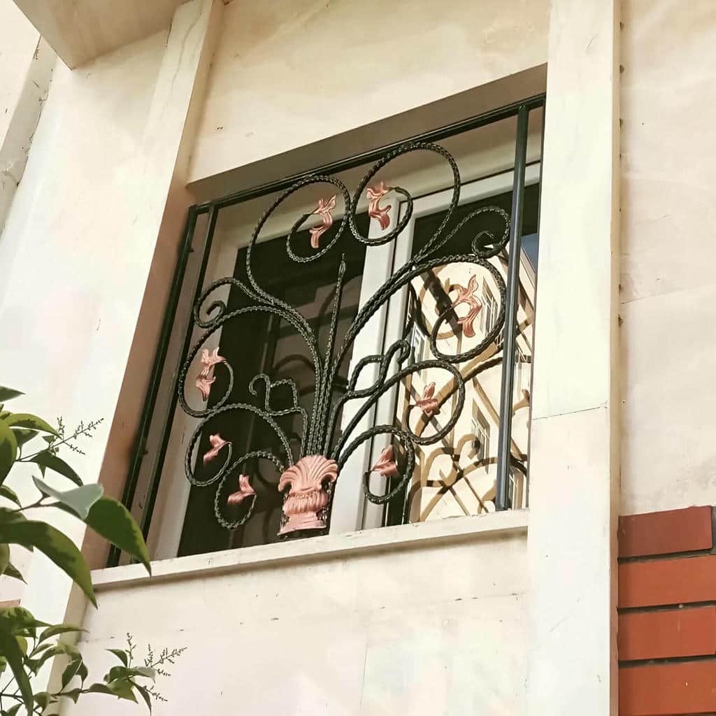 حفاظ پنجره پروفیلی طرح ساده