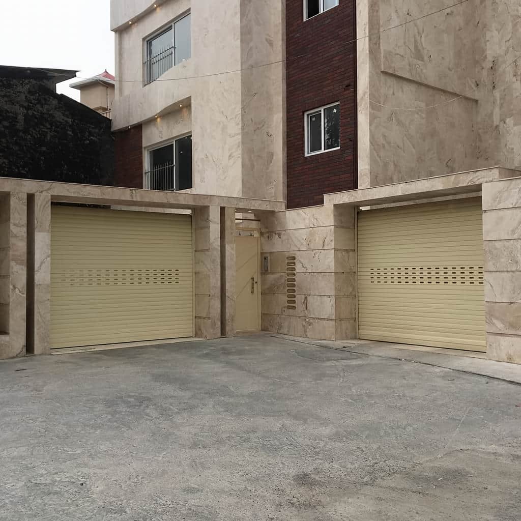 کرکره اتوماتیک پارکینگ نمای ساختمان مدرن کرکره اتوماتیک پارکینگ نمای ساختمان مدرن