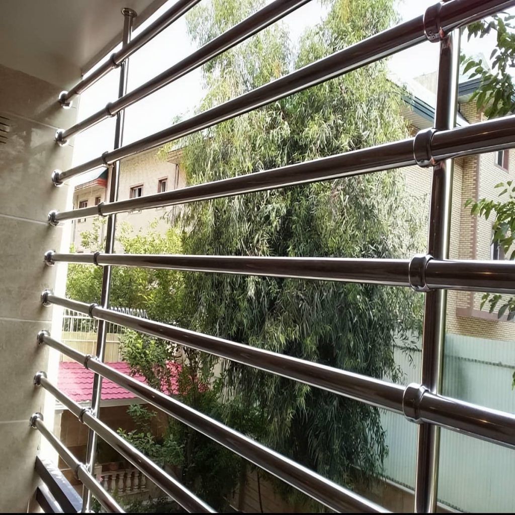 نرده تراس اهواز مدل ساده خطی