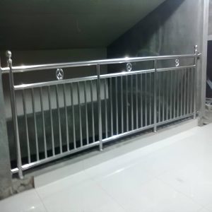 نرده تراس سفارشی اهواز با طراحی مدرن