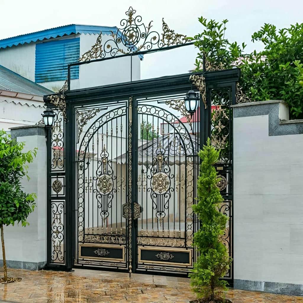 مرکز فروش تخصصی درب گلنرده دار با دوام و طول عمر بالا در اهواز