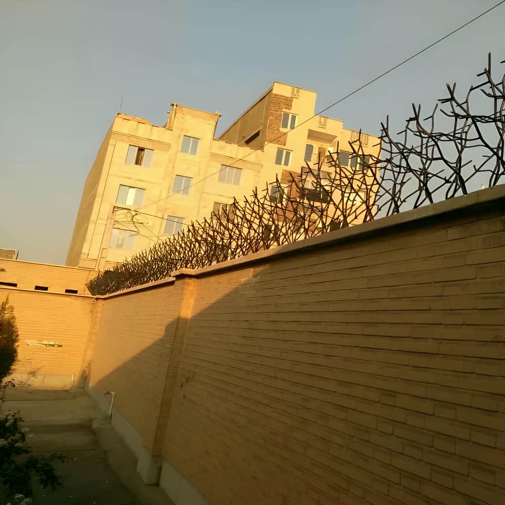 مرکز ارائه حفاظ آبشاری سفارشی برای پروژه‌های لوکس در اهواز